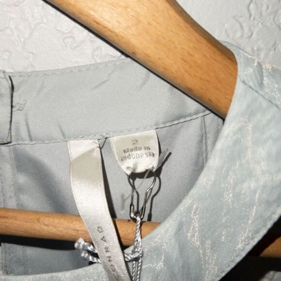 NWT LC Lauren Conrad Make Believe Migrate Gray Organza Dress Size 2 - Picture 6 of 9